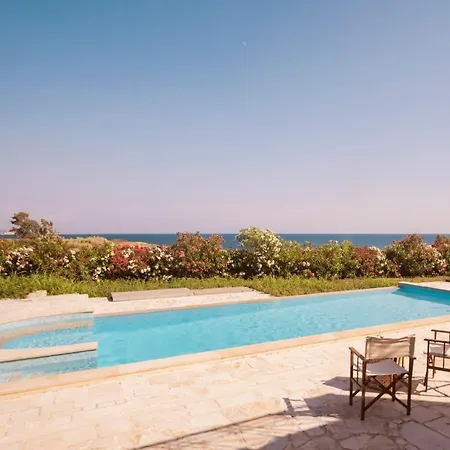 Villa Theros